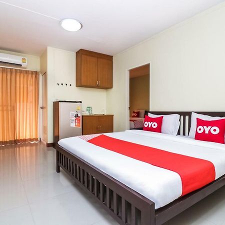 Oyo 237 Thitikorn Grandview Hotell Ban Pak Khlong Si Exteriör bild