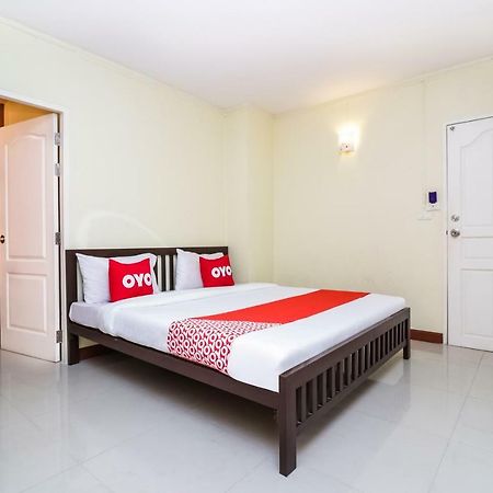 Oyo 237 Thitikorn Grandview Hotell Ban Pak Khlong Si Exteriör bild