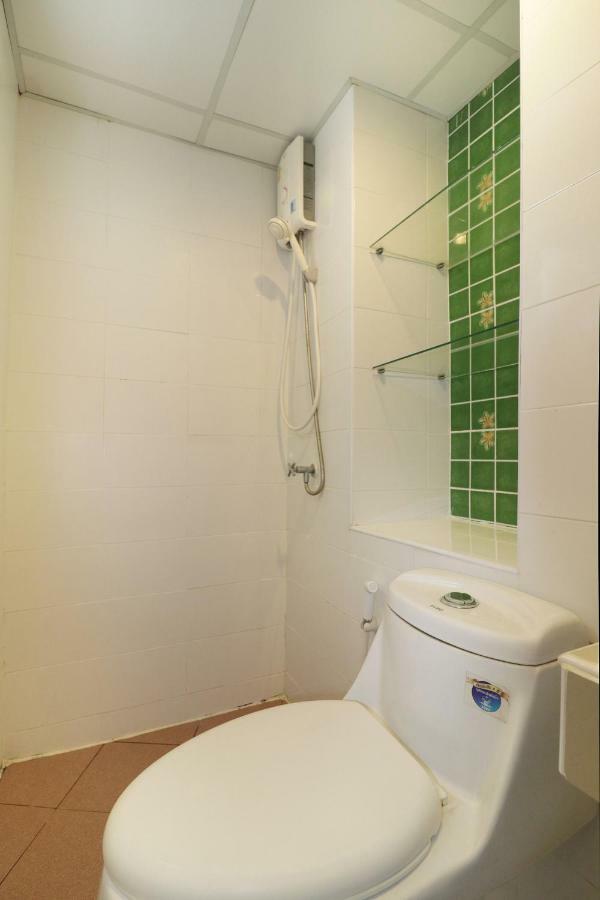 Oyo 237 Thitikorn Grandview Hotell Ban Pak Khlong Si Exteriör bild