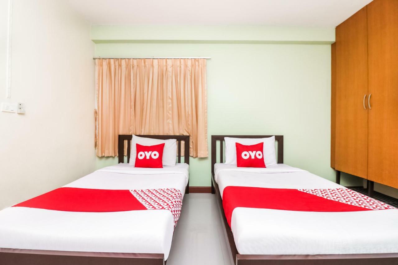 Oyo 237 Thitikorn Grandview Hotell Ban Pak Khlong Si Exteriör bild