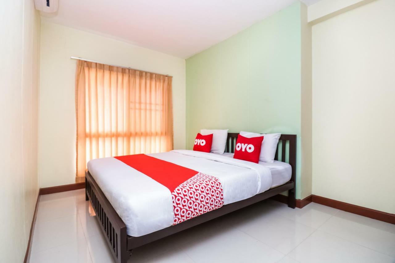 Oyo 237 Thitikorn Grandview Hotell Ban Pak Khlong Si Exteriör bild