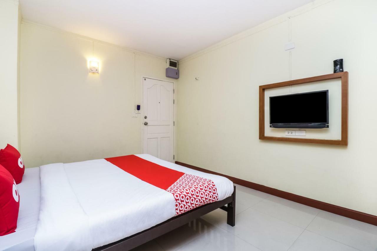 Oyo 237 Thitikorn Grandview Hotell Ban Pak Khlong Si Exteriör bild