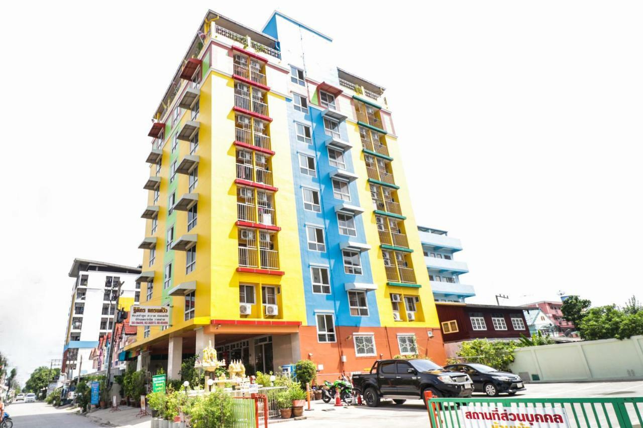 Oyo 237 Thitikorn Grandview Hotell Ban Pak Khlong Si Exteriör bild